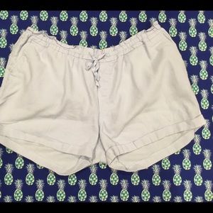 Old Navy XL Elastic Waist Linen Shorts Light blue.